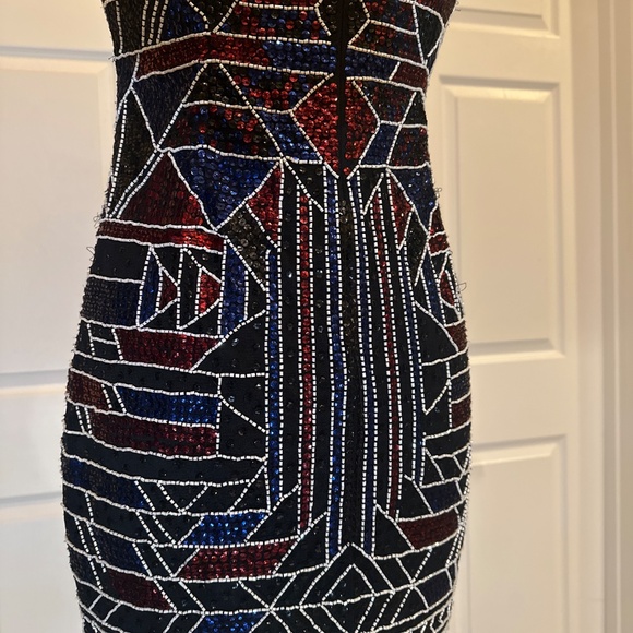 Formal dress - Picture 12 of 16